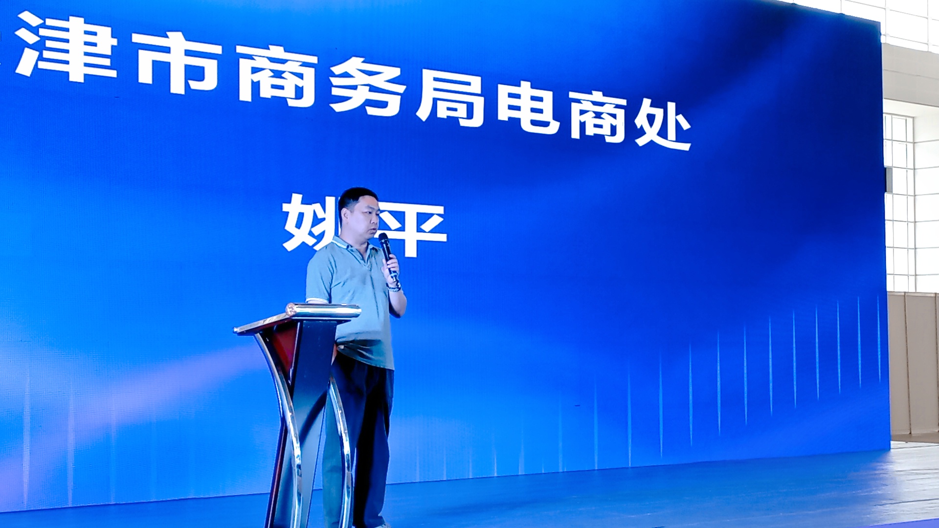 1726209630186650.jpg 1716791771657.jpg